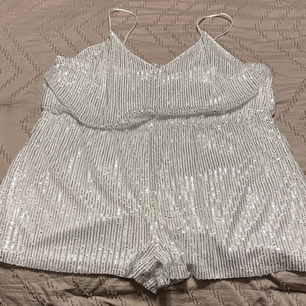 Elegant White Sequin Shorts Romper